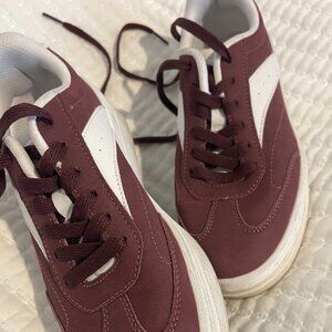 Val Retro Platform Fashion Sneakers